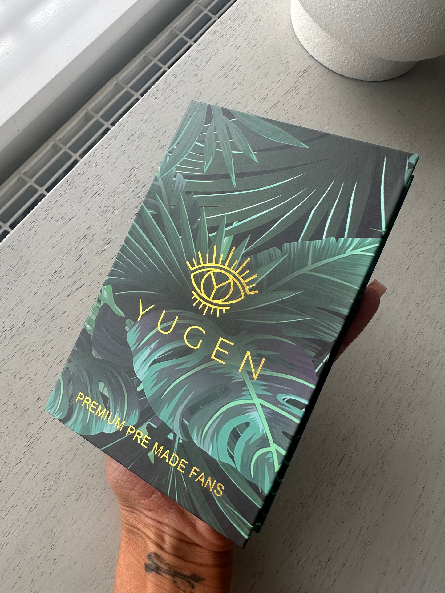 Yugen Premade Lashes XXL box